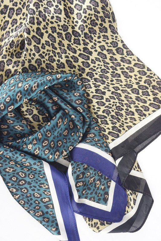 Leopard print neckerchief